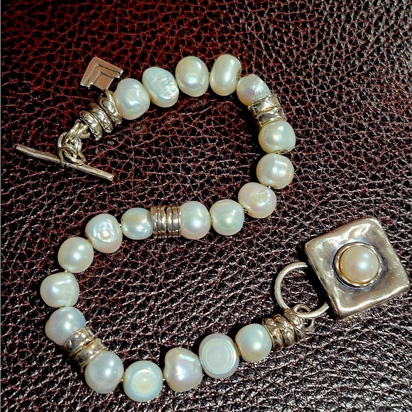 Silpada Vintage Silver with White Pearls Bracelet - Picture 6 of 8